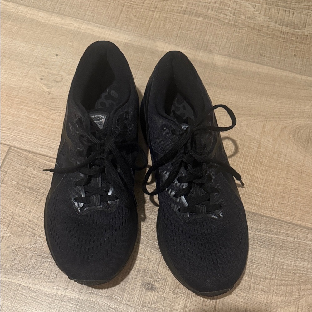 ASICS gel kayano 28